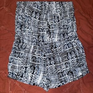 Aeropostale Navy and White Patterned Romper